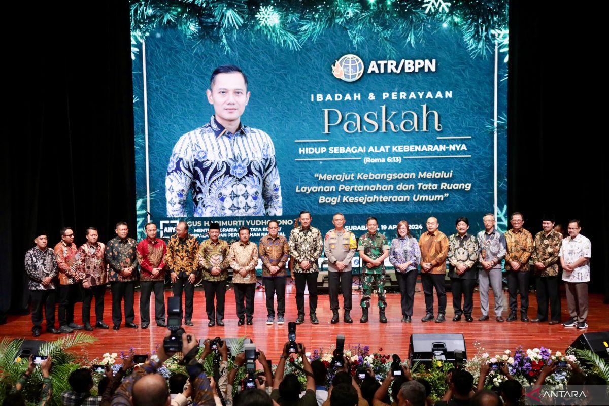 16 Gereja Di Jawa Timur Dapat Sertifikat Tanah Dari Menteri ATR BPN