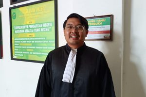15 Kepala Seksi Intelijen Kejaksaan Republik Indonesia Sumbawa, Zanuar Ikhram