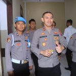 Perkuat Pengawasan Internal, Polres Probolinggo Laksanakan Tes Urine