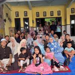 Silaturahmi di Bulan Syawal Tradisi Lebaran Penuh Makna Bani Sarrat Probolinggo 