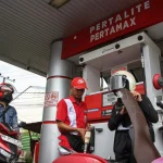 Harga BBM Nonsubsidi Naik, Beban Masyarakat Kian Bertambah