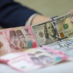 Rupiah Dibuka Melemah ke Rp17.395 per Dolar AS