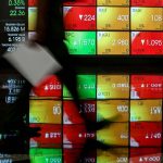 IHSG Anjlok 77 Poin di Awal Pekan, Sentimen Negatif Bayangi Pasar