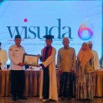 Kepala Kemenag Kabupaten Probolinggo Nobatkan Wisudawan Terbaik, Ma’had Aly Nurul Qadim Teguhkan Tradisi Keilmuan dan Sanad Ulama
