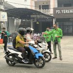 Dampak Asap Memburuk, DPC PKB Mempawah Bagikan 4.000 Masker