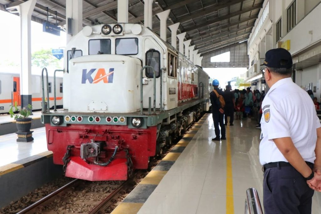 Jadwal KA Pandanwangi 14 Oktober 2026: Berangkat Pukul 10.00 dan 18.45 WIB