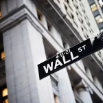 Wall Street Berbalik Melemah, Yield Treasury Jadi Biang Tekanan
