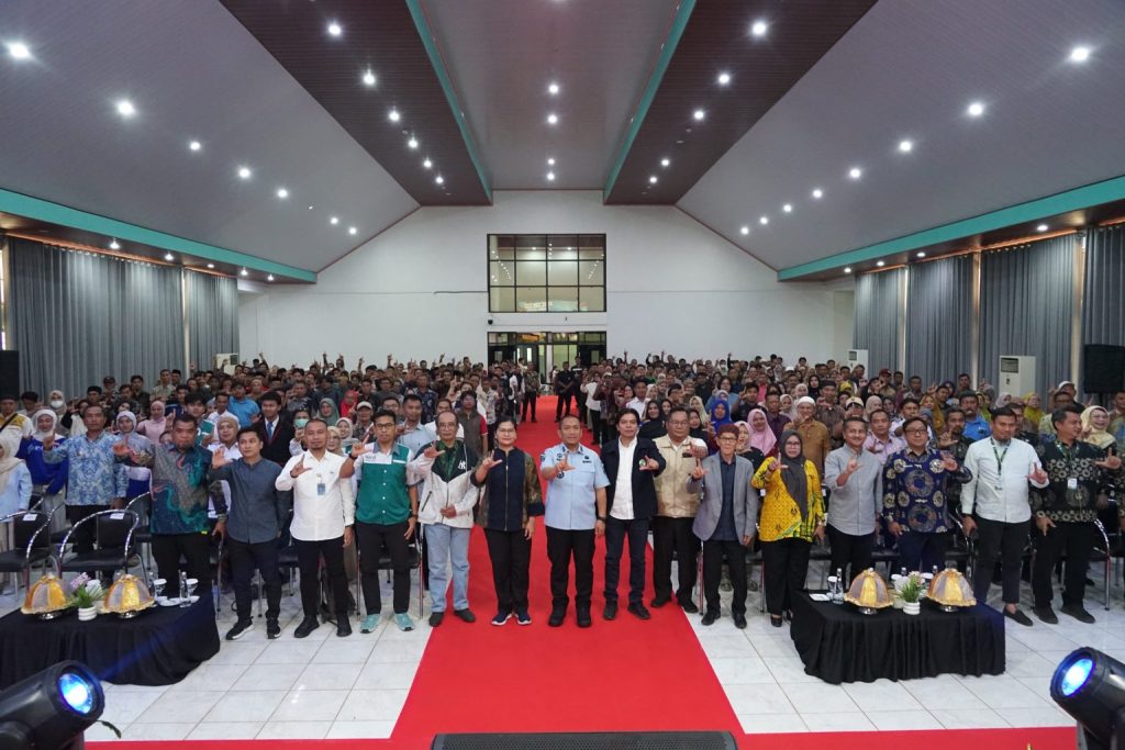 Bupati Lutim Dorong Koperasi Jadi Motor Ekonomi Desa