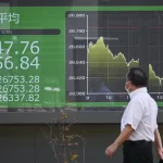 Bursa Asia Bergerak Hati-Hati, Investor Waspadai Beban Utang Teknologi