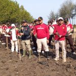 Gerindra Kabupaten Probolinggo Tanam 300 Pohon Mangrove, Aksi Jaga Alam Hadapi Abrasi