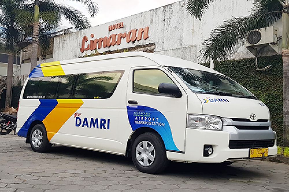 damri_bandara_yia