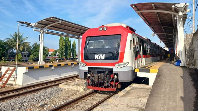 Bebas Macet dan Hemat! KA Prameks Jadi Tumpuan Mobilitas Penglaju Jogja-Kutoarjo